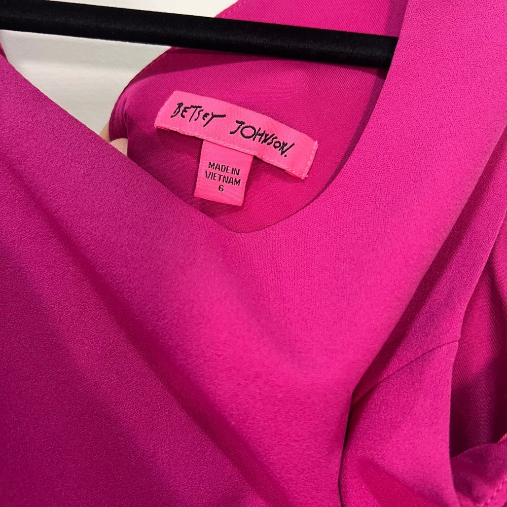 Betsey Johnson Fuchsia Pink Crossover Cutout Back Sheath Dress Womens Size 6 NWT - Picture 7 of 8